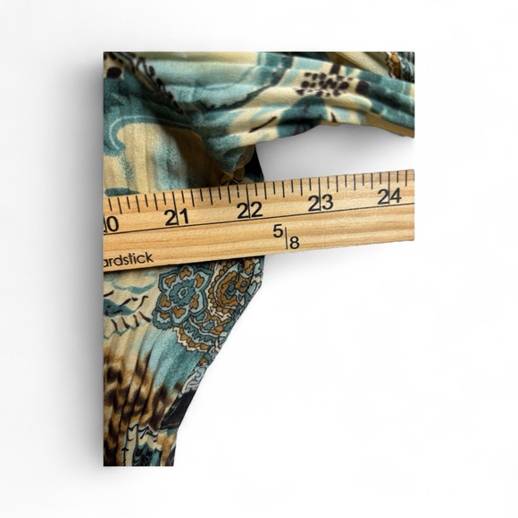 Cato Animal Print Button Down Shirt - Blue and Brown Long Sleeve Size XL - Picture 3 of 6